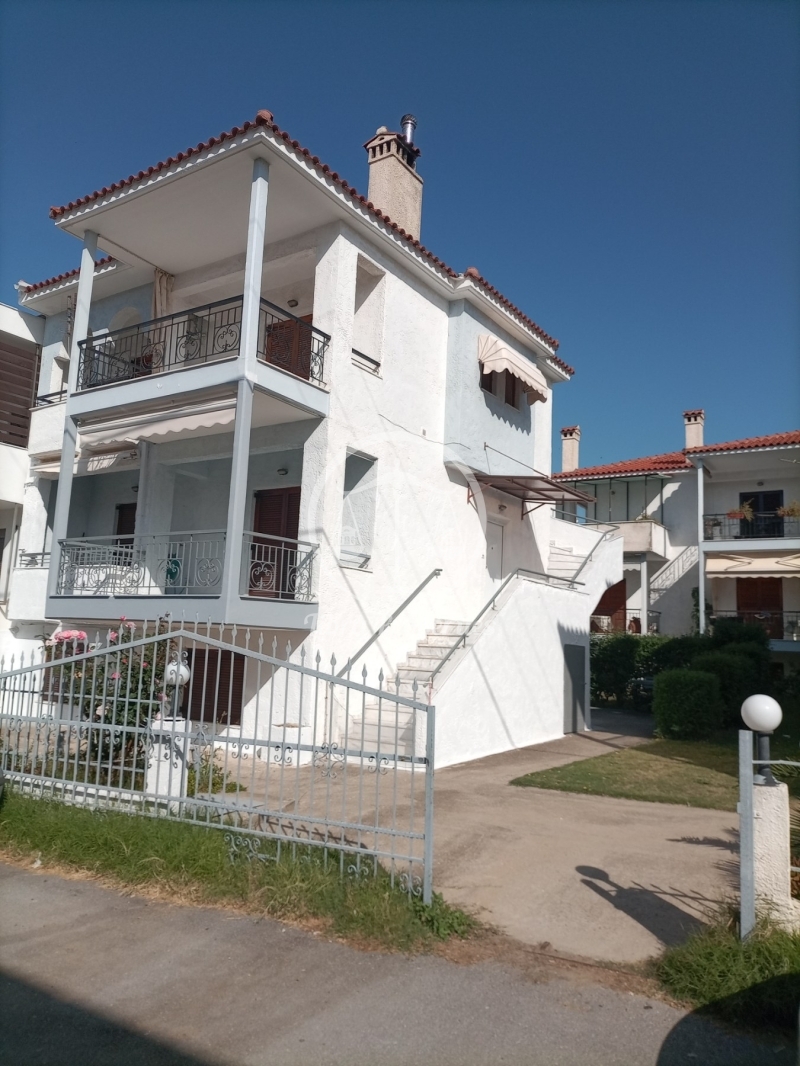 property-img