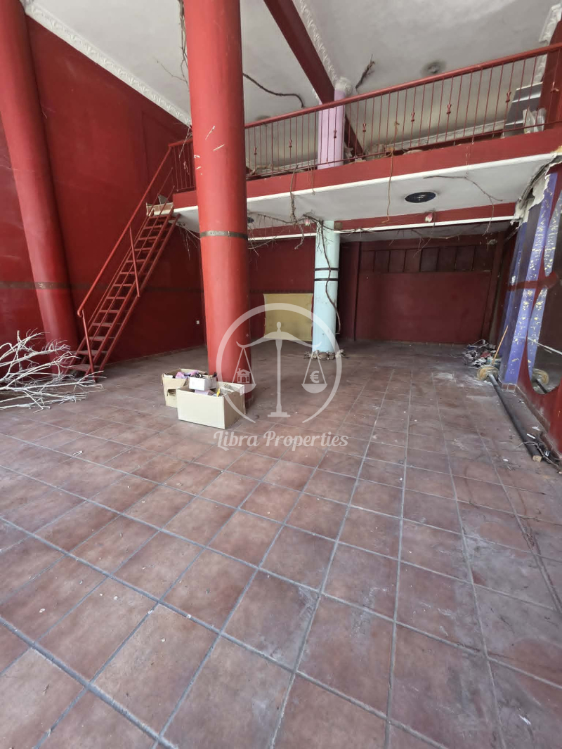 property-img