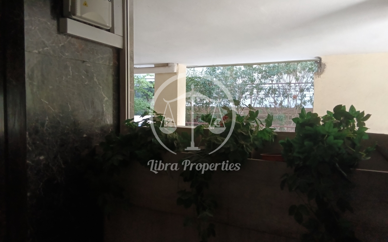 property-img